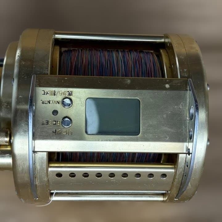 ダイワ　マリンパワー　3000　12V　電動リール　DAIWA