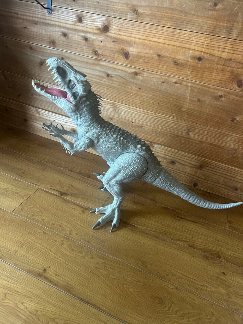 【プレミア】ジュラシックワールド スーパービッグ!T-レックス 全長約90cm