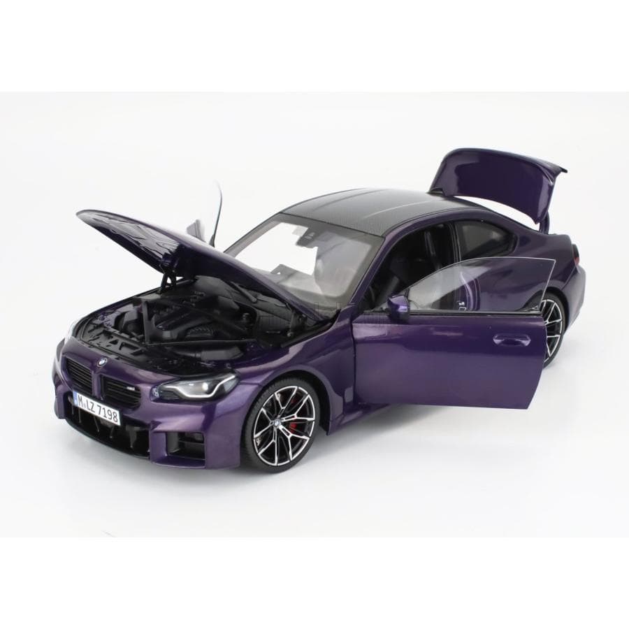 【新品】ミニカー 1/18  2シリーズ M2 (G87)　ミニチャンプス