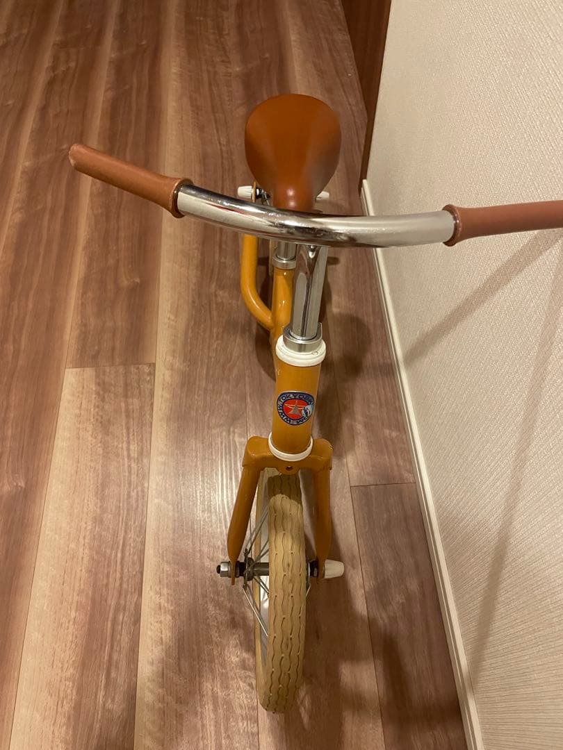 Tokyo bike オレンジ バランスバイク キックバイク