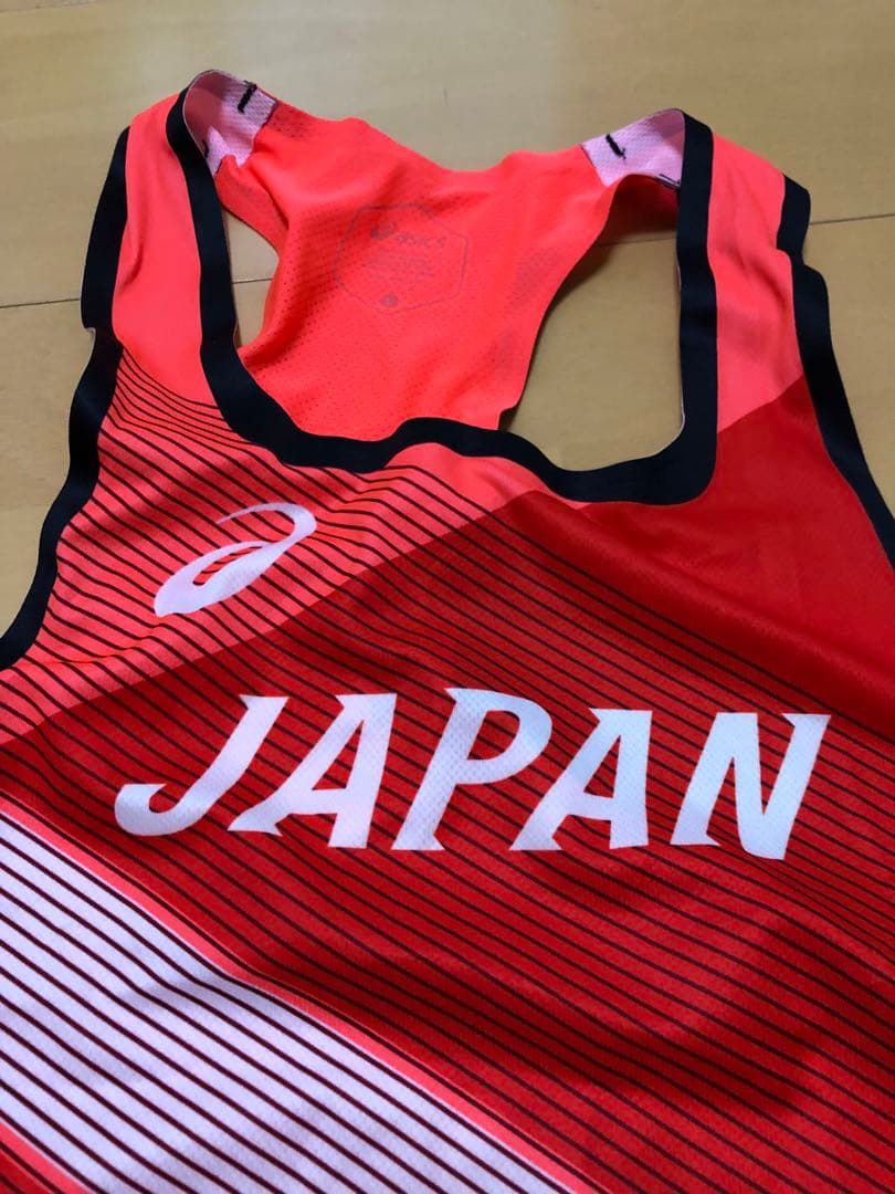 アシックス　ランニングシャツ JAPAN 中古品