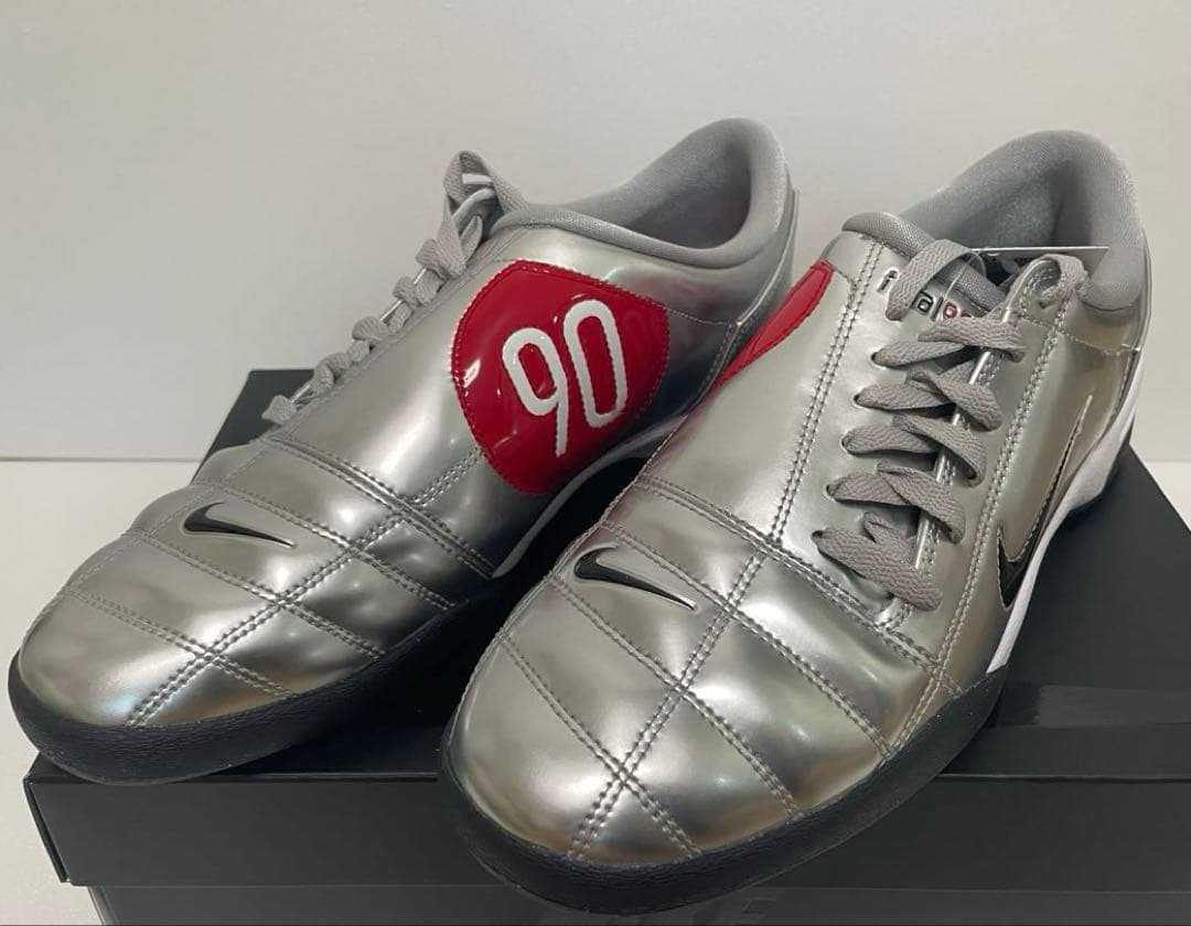 NIKE トータル90Ⅲ SP メタリックシルバー　28.5