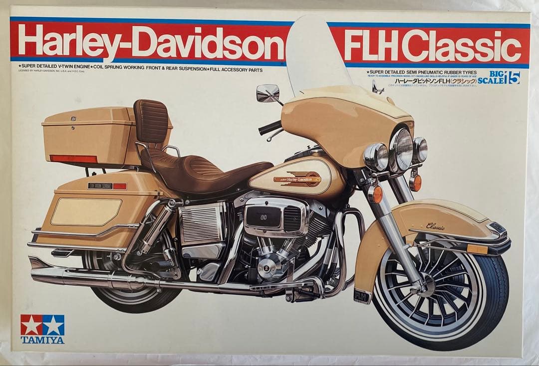 タミヤ　1/6 ハーレーダビッドソン　FLH 《クラシック》