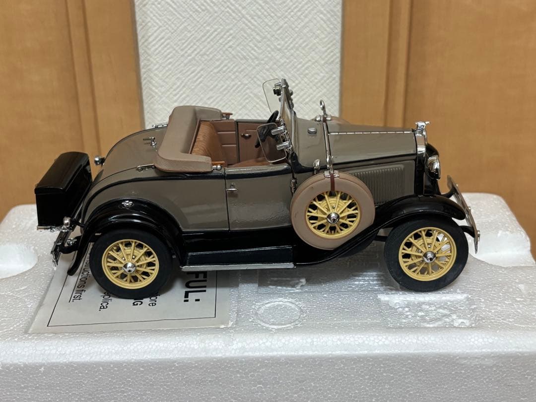 1/24 1931 フォード・モデル-A ロードスター