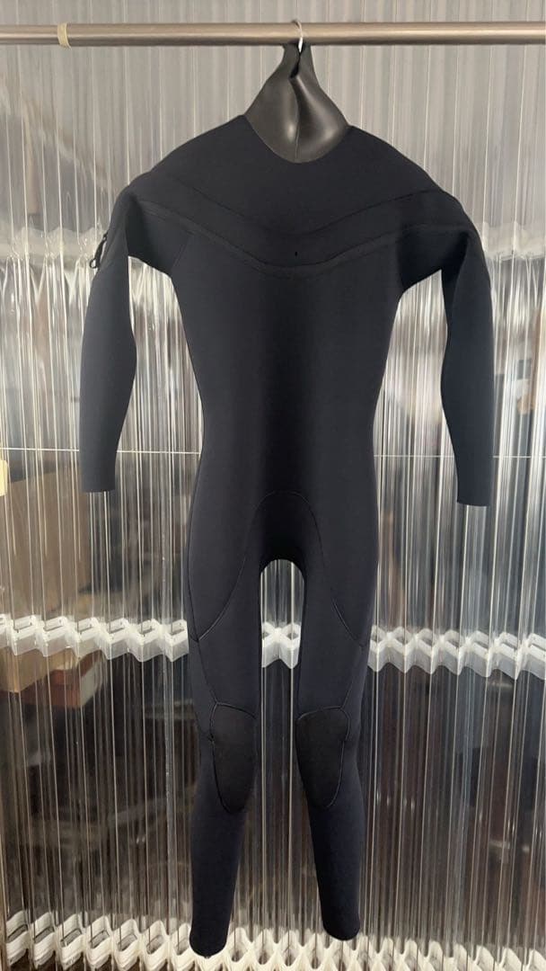 フルスーツ　3/3mm オールブラック　ML ロングチェスト