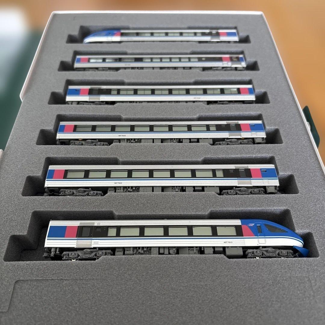 【新同】KATO 10-1693 智頭急行HOT7000系スーパーはくと6両18