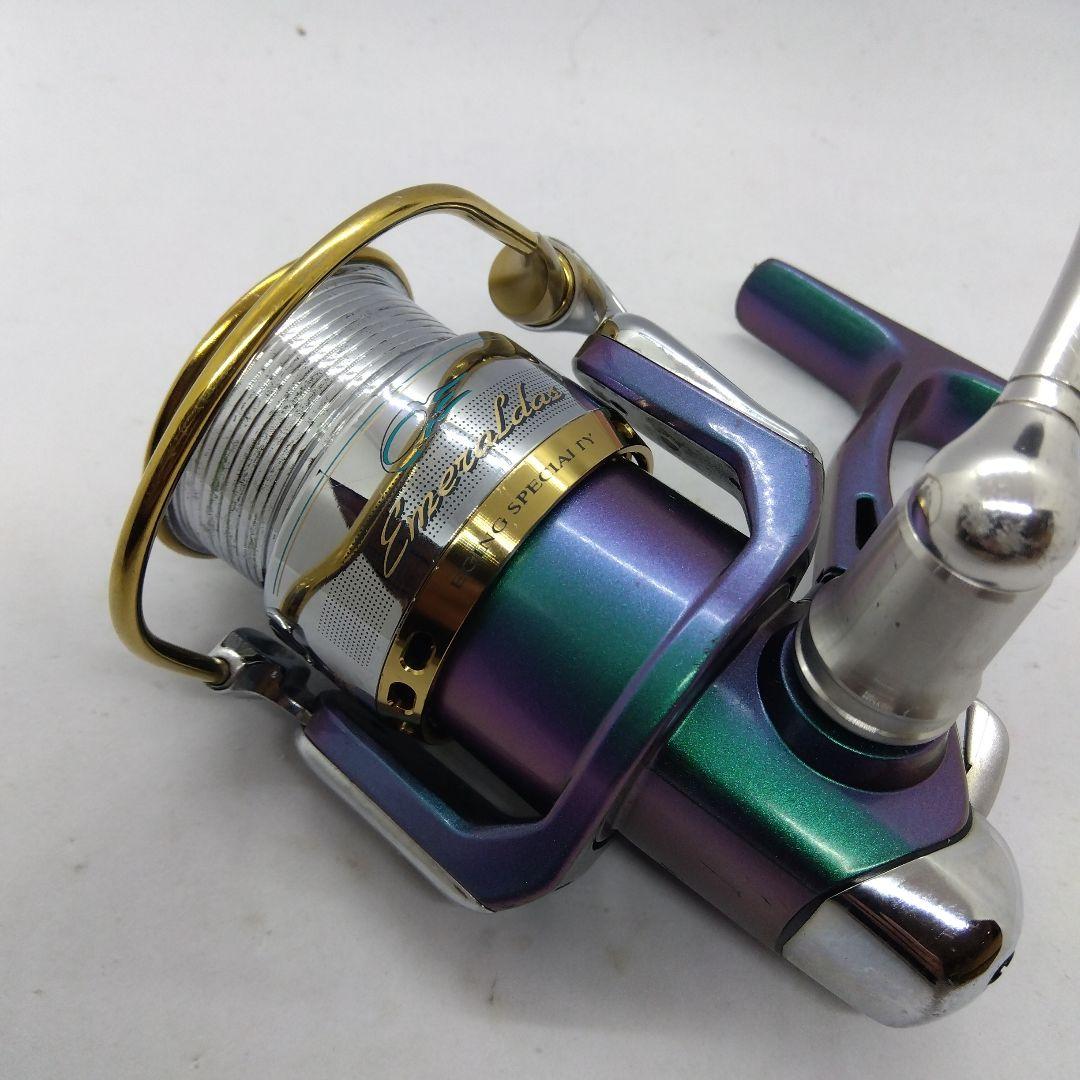 ダイワ 初代 05エメラルダス 2506 中古スピニングリール