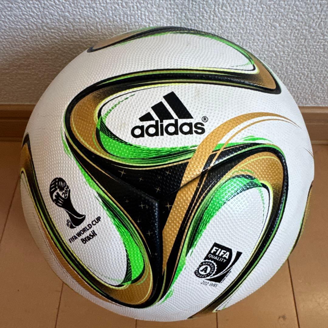 brazuca ブラズーカ 決勝戦公式試合球