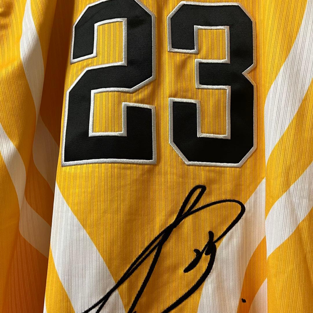 鷹祭 2024 周東選手 サイン刺繍入りユニフォーム ソフトバンクホークス