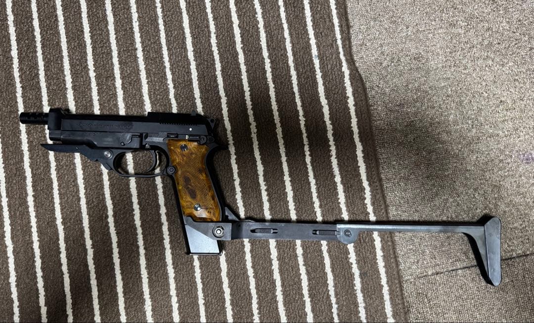 KSC M93Rガスブローバック　ヘビーウェイト　　ストック　付き