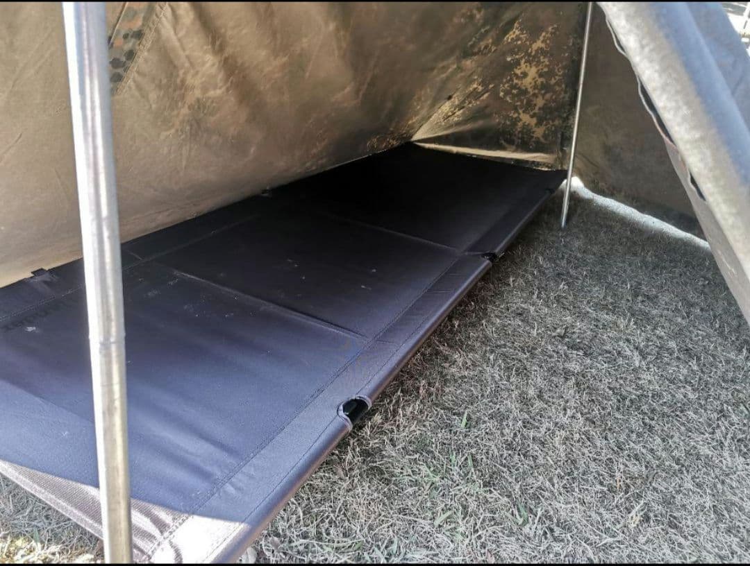 Aランク　ドイツ軍放出品　パップテント　ポール・ペグ付きフルセット