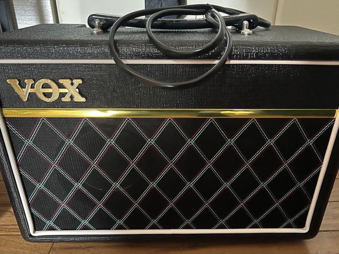 VOX Pathfinder Bass 10 ベース用アンプ シールド2つ付き