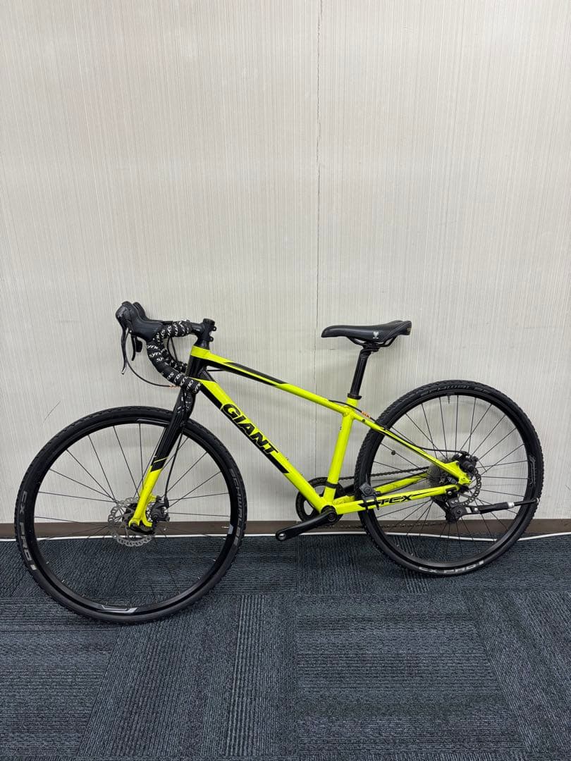 ジャイアント　GIANT TCX 26インチ　直接手渡しのみ