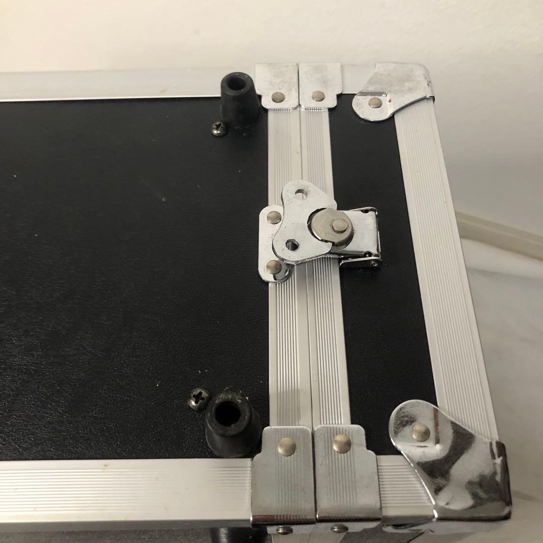 送料込★良品★ラックケース 4U マウントネジ有