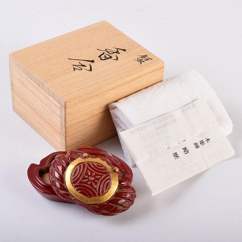 くりのぼう　高岡漆器　木彫師　般若勉（雲舟）作　蟹香合　共箱　V　8480