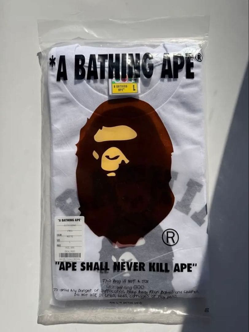 【 BAPE X STRAY KIDS 】JINIRET COLLEGE TEE