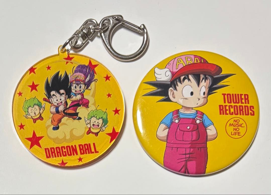 ドラゴンボール　アラレちゃん　タワーレコード限定　缶バッジ　キーホルダー