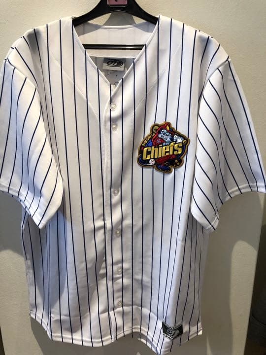 MLB ジョシュ・ビッターズ　直筆サイン入りユニフォーム