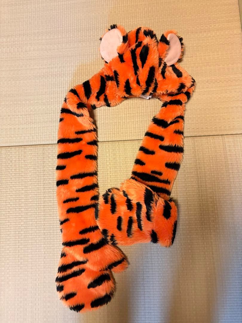 東京ディズニーリゾート　ティガー　マフラーキャップ