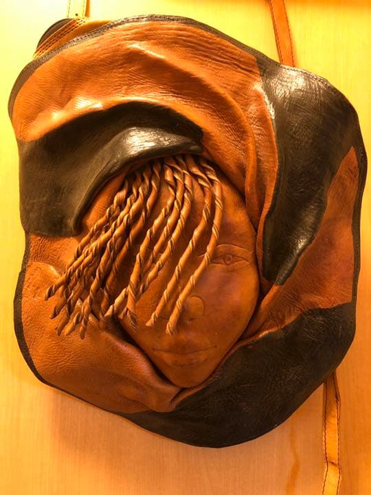 レザー彫刻　1980's made in USA