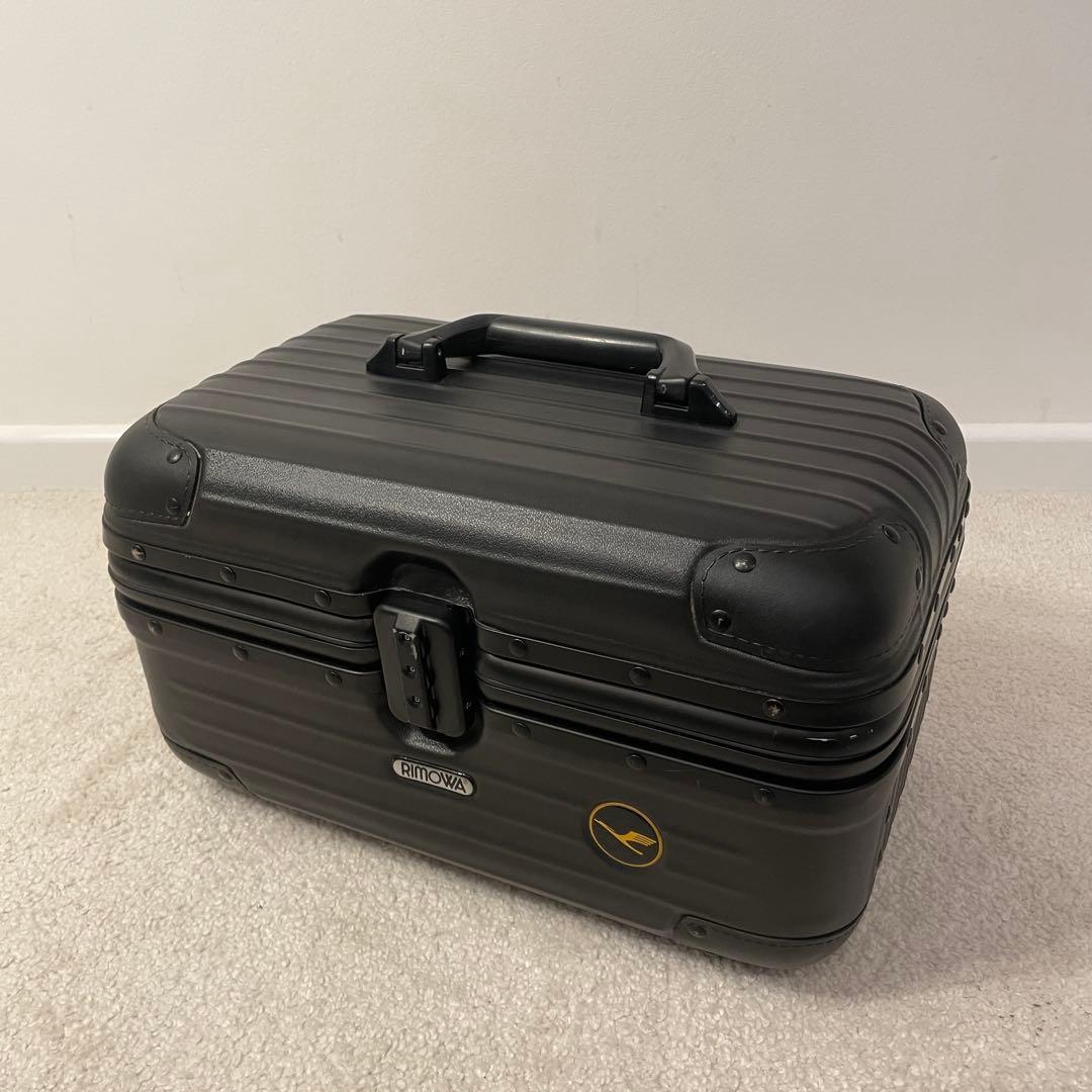 リモワ ルフトハンザ Black Classicビューティケース マットブラック