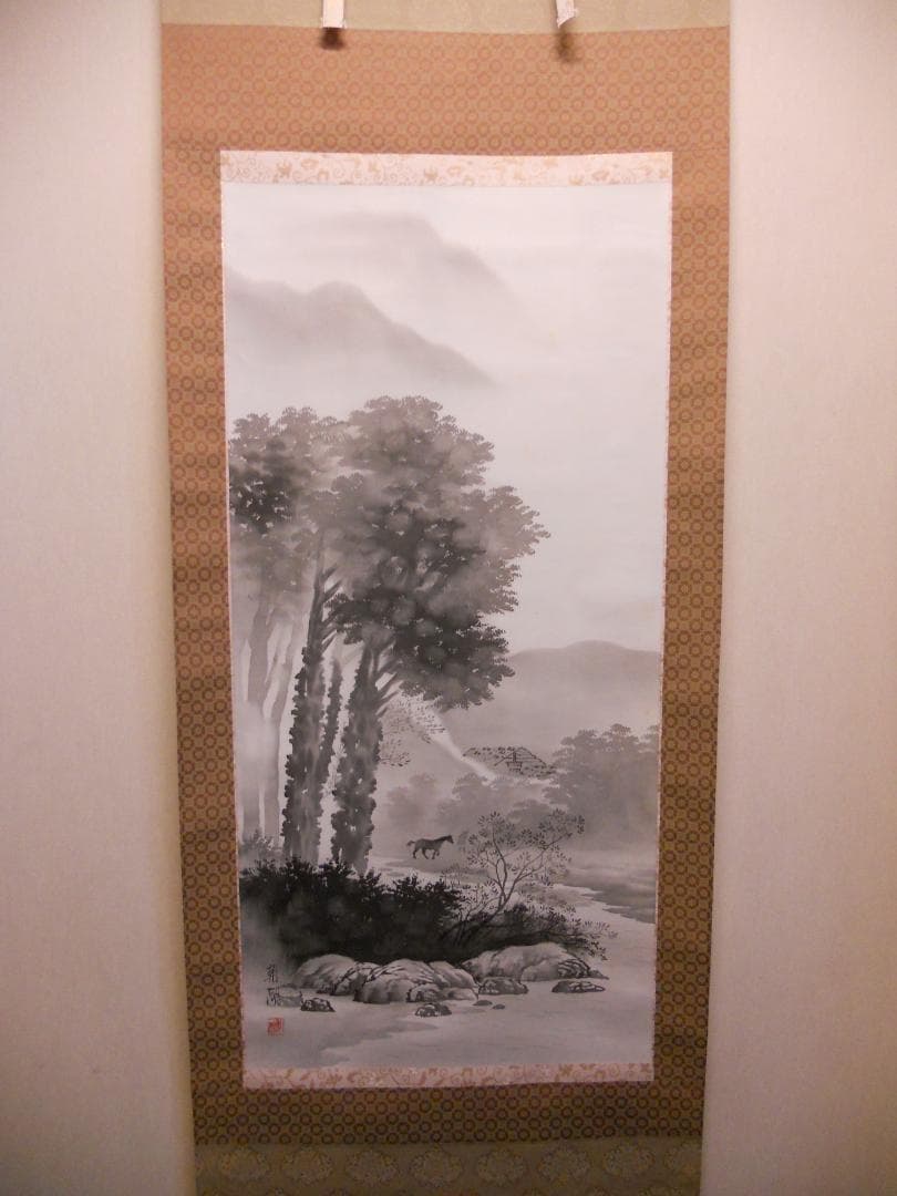 掛け軸  朝湖 渓畔晩涼 水墨画 絹本 希少 軸装 茶道具 掛軸 美品 です。