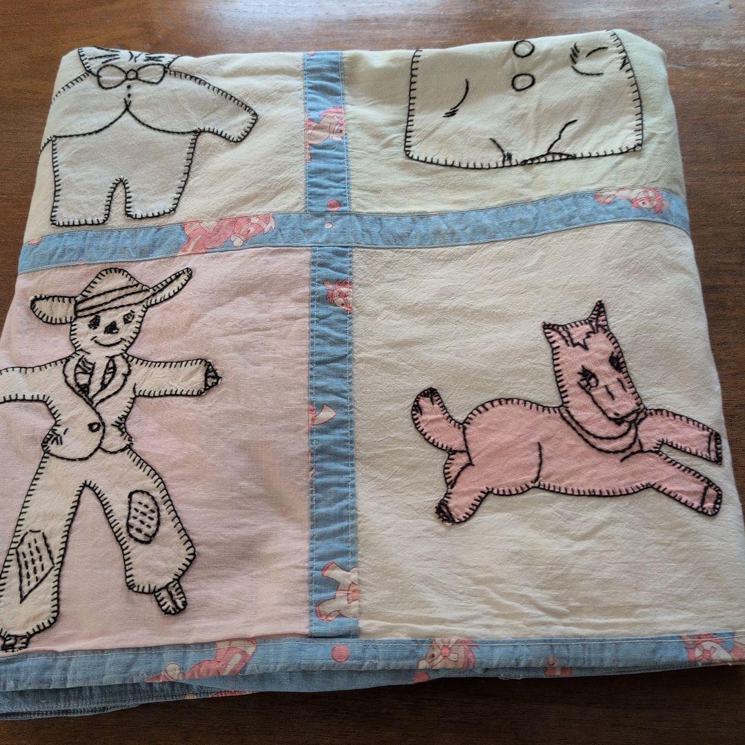 パッチワークキルト　アンティークキルト　動物柄