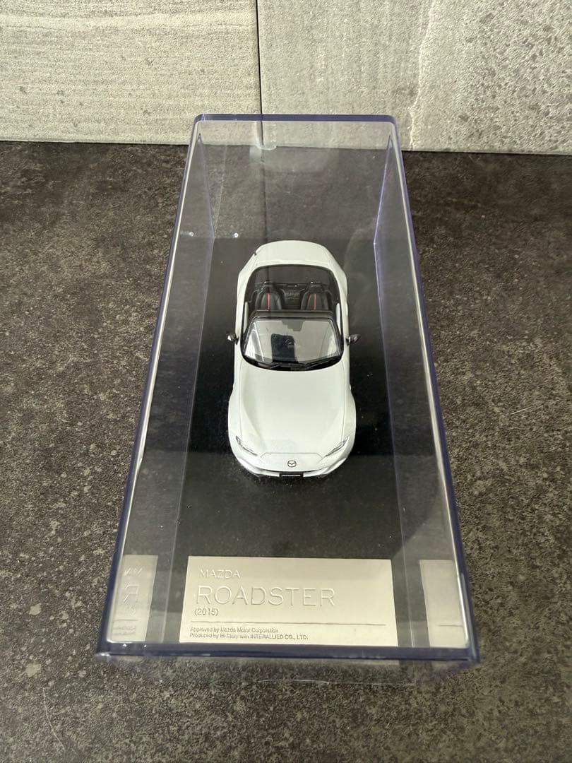 【美品】　マツダ　NDロードスター　1/43スケール　ミニカー