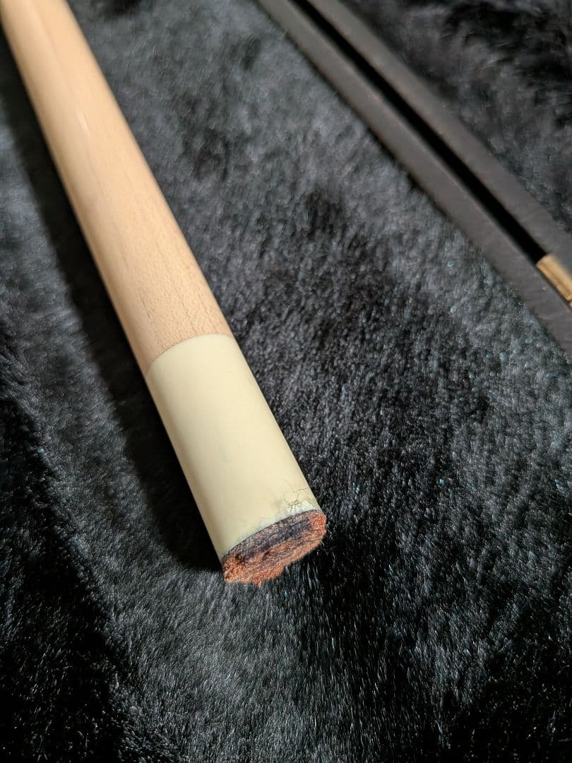 キューテック ビリヤードキュー （ケース付き）