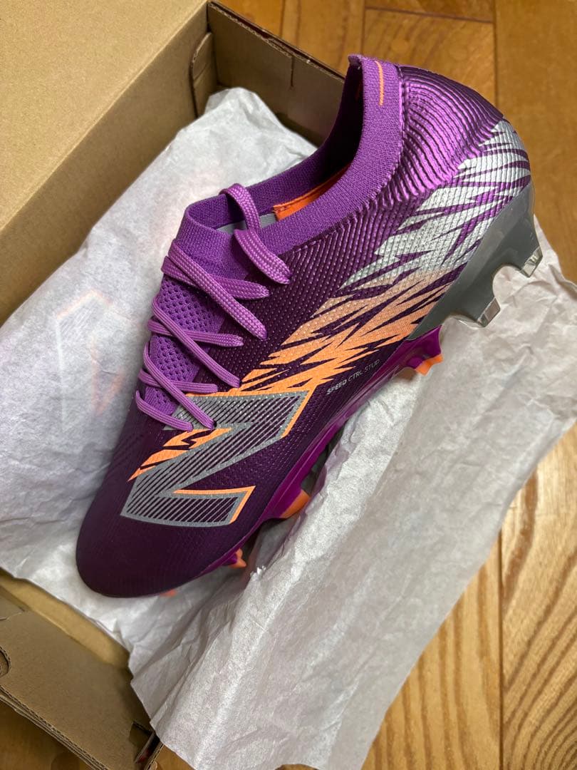 新品　超大特価　ニューバランス　フューロン V8 ELITE FG 28cm