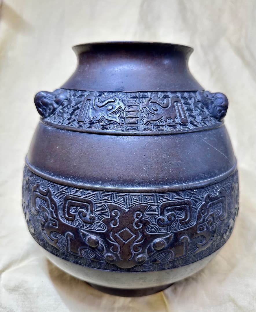 中国古董・明・宣徳銅器・霊獣紋「壺」