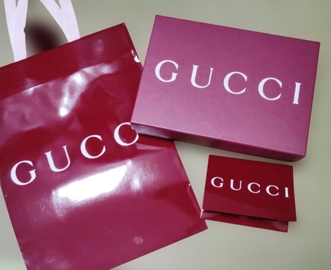 紙袋　ショッパー　ギフト　手提げ袋　プレゼント　ラッピング　GUCCI