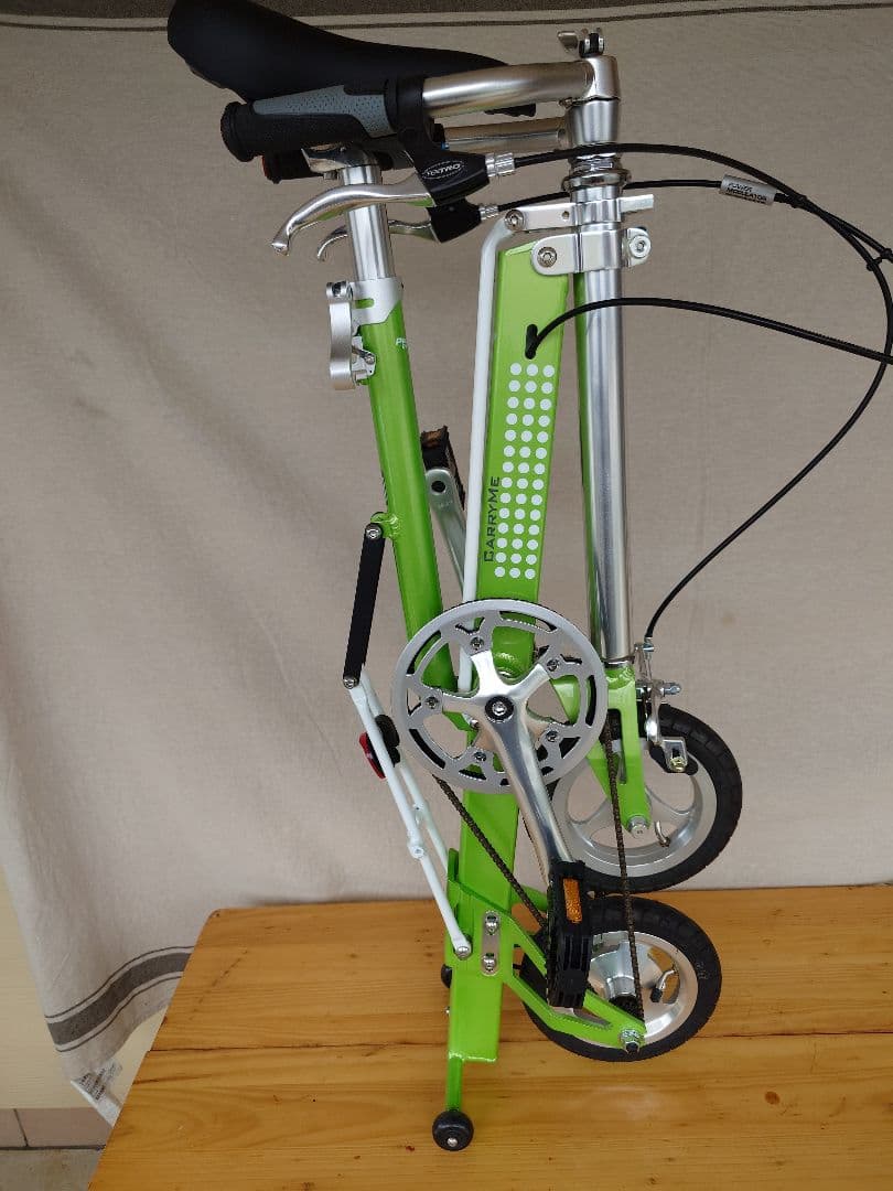 キャリーミーCarryMe グリーン