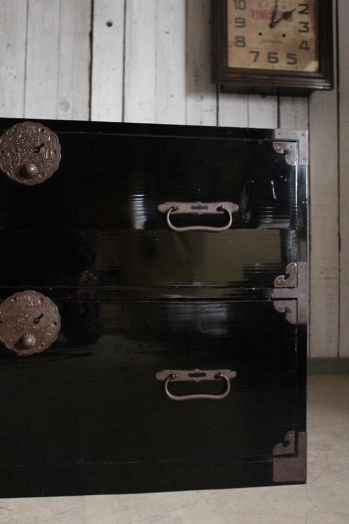 綺麗な丸金具庄内箪笥　2段　タンス　収納　古家具　古民家　時代家具