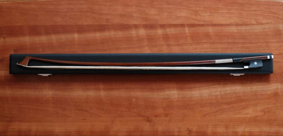 【ハードケース付】チェロ弓 F.Vincent A Lyon（角弓） 81.1g