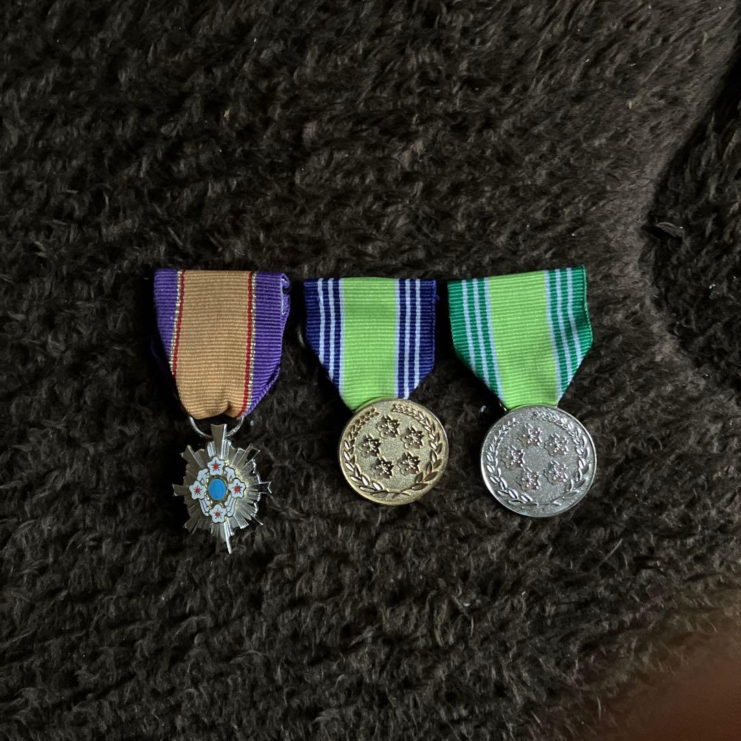 防衛功労章　防衛記念章　自衛隊