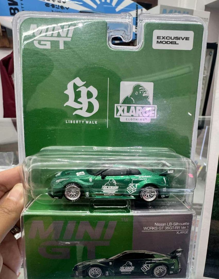 LIBERTY WALK MINI GT エクスクルーシブモデル