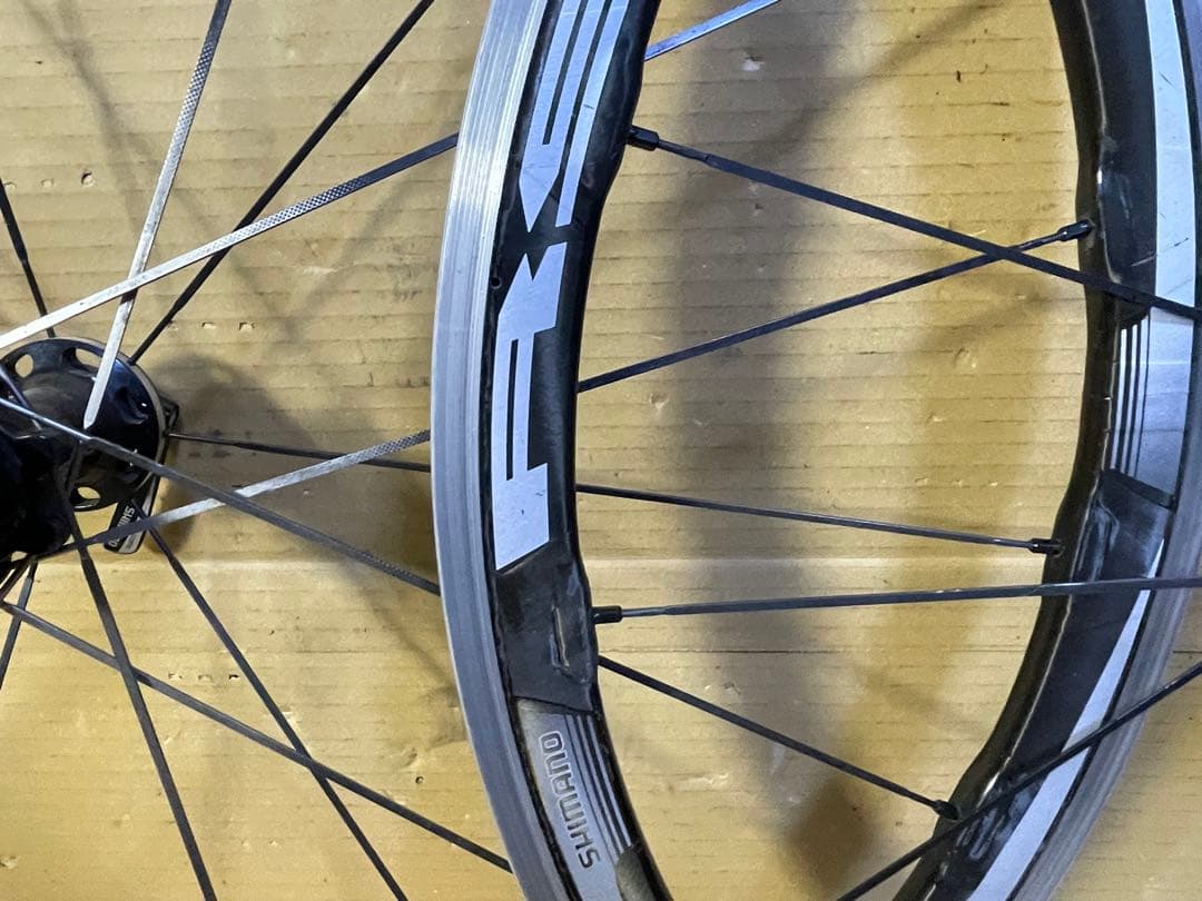 カーボン！　シマノ　WH-RS81 前後セット