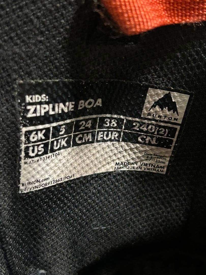 Burton 子ども用スノーボードブーツ