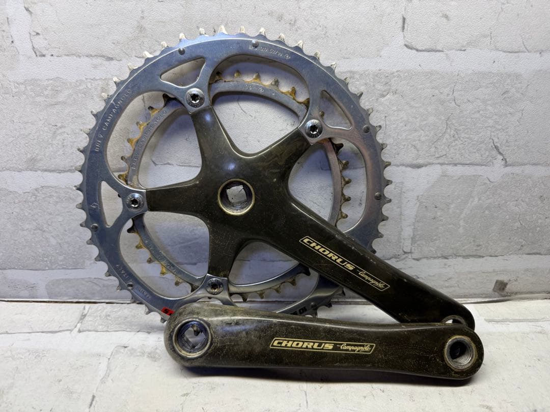 カンパニョーロ　コーラス　カーボンクランクセット