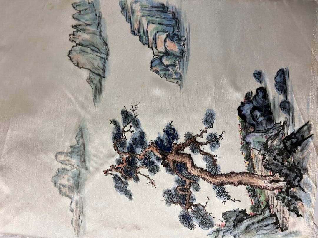 水墨画 シルク製 山水画 松の木
