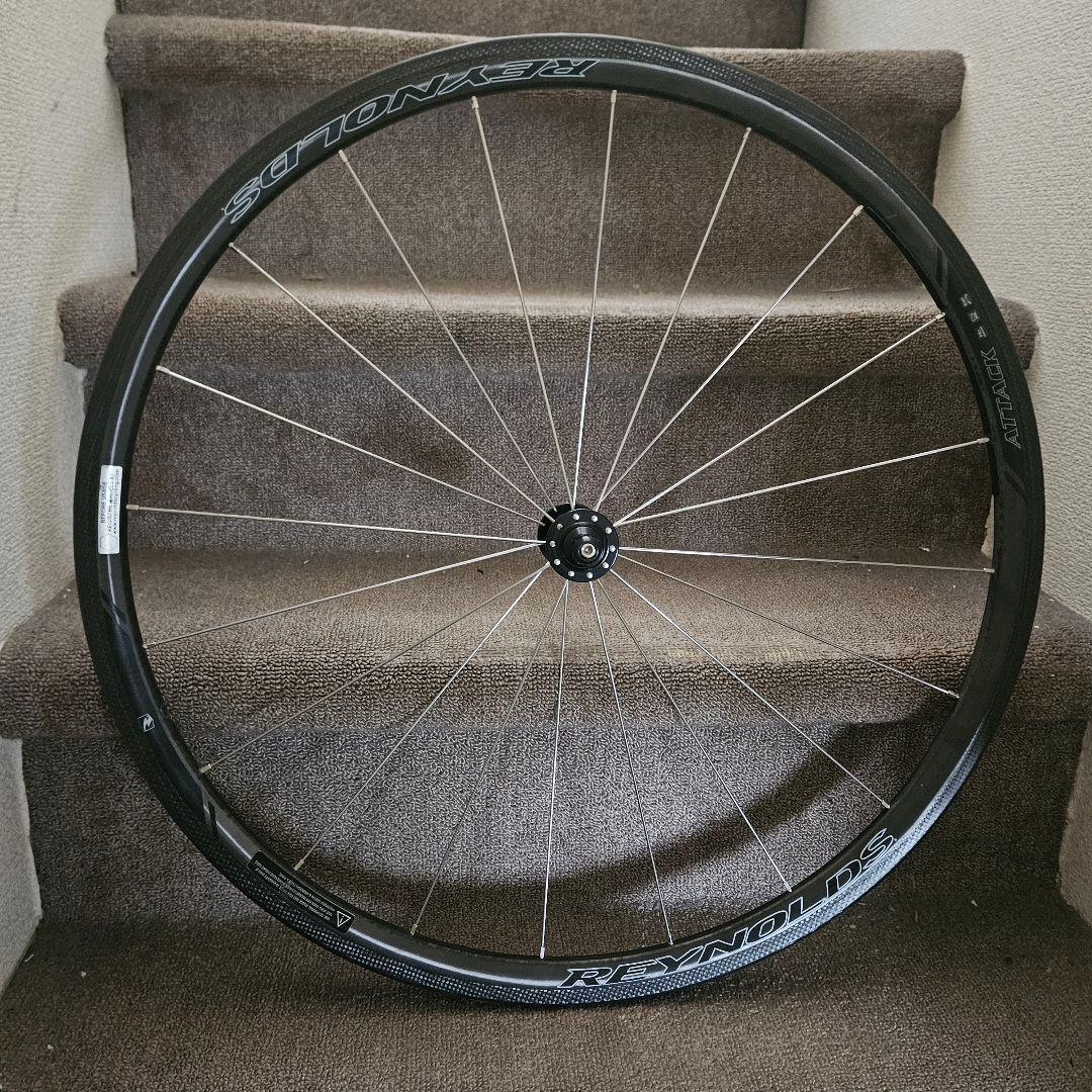 レイノルズ　アタック　カーボン　クリンチャー　フロント　ピスト