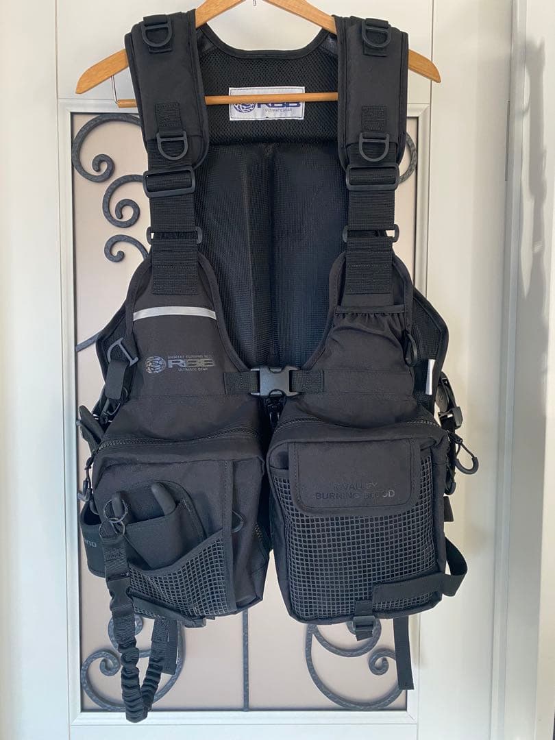 RBB リバレイ　タイドゲームベスト　ブラック　７６３７　美品(オマケ3点付き)