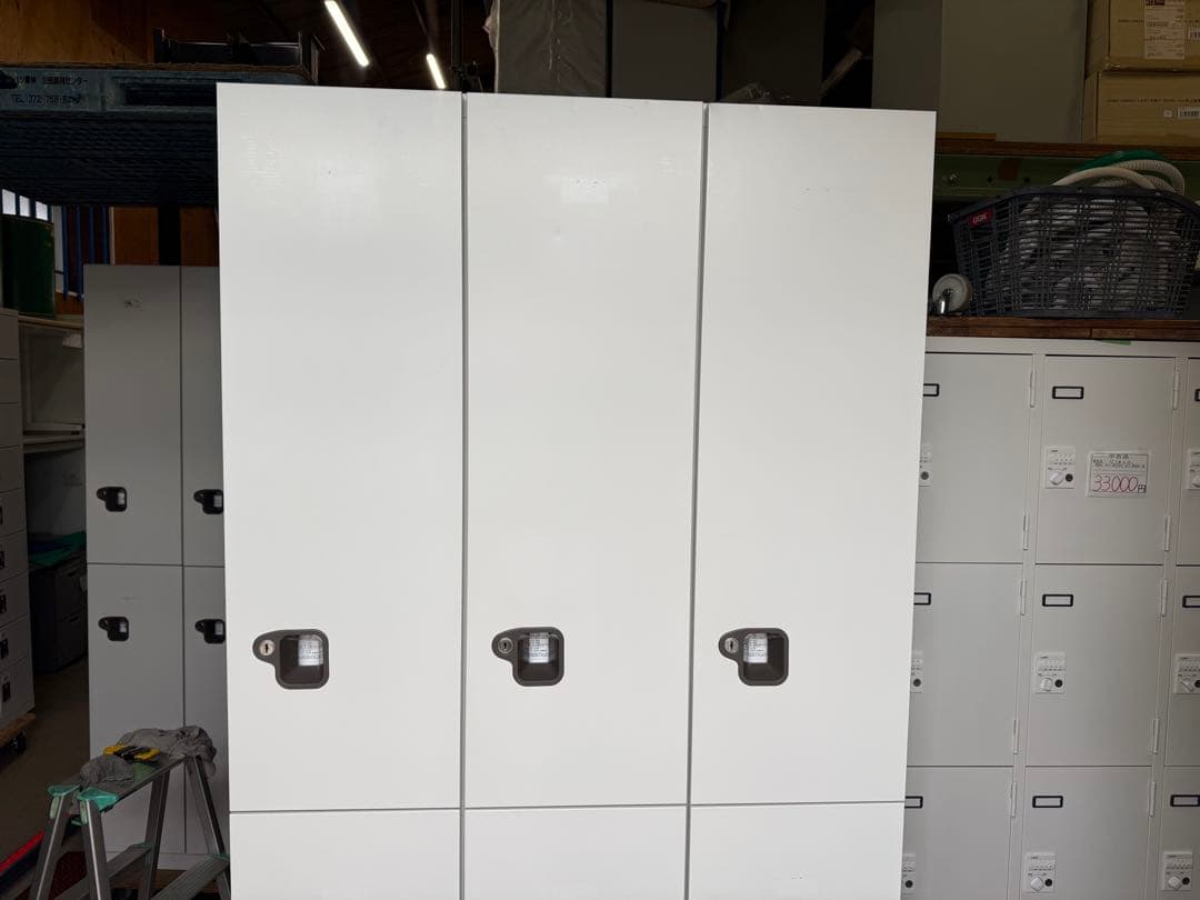 スポーツクラブ フィットネス 体育館 ６人用ロッカー