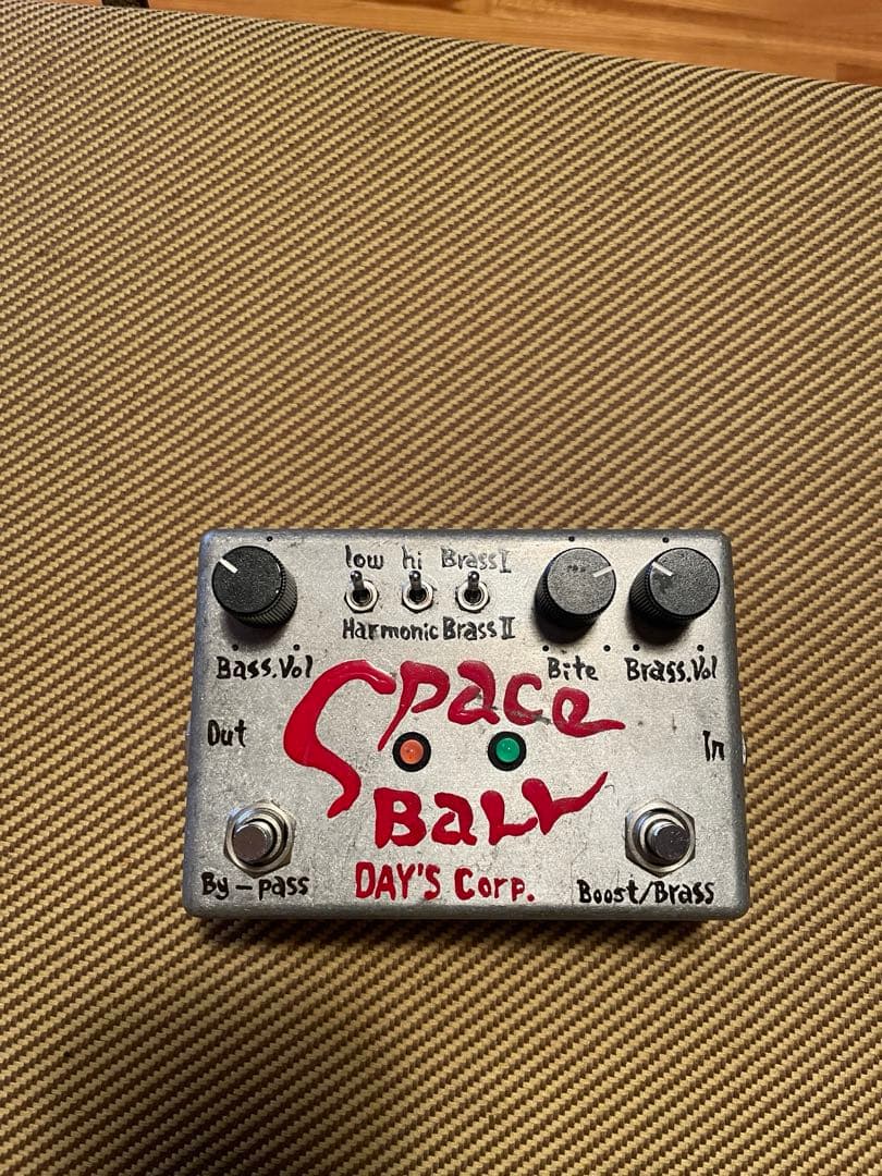 Akima＆neos ATELIER Z space ball fuzz