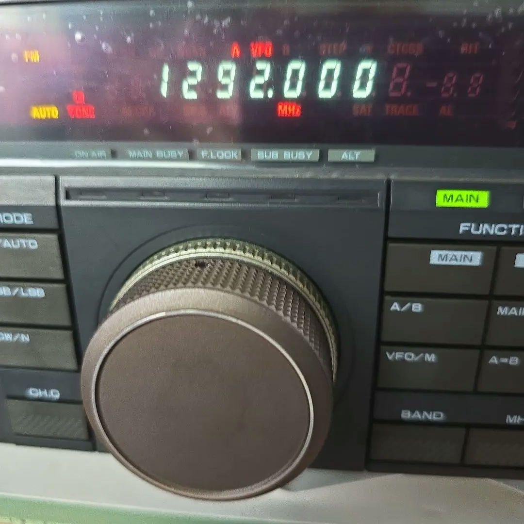 中古 144/430/1200MHz トランシーバー TS790 完動品難あり