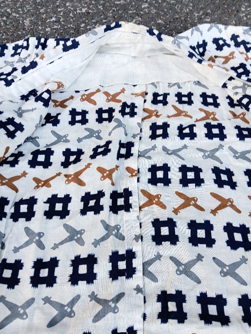 戦闘機柄　着物　子供服　古布　　戦前　戦争　　戦時資料　飛行機