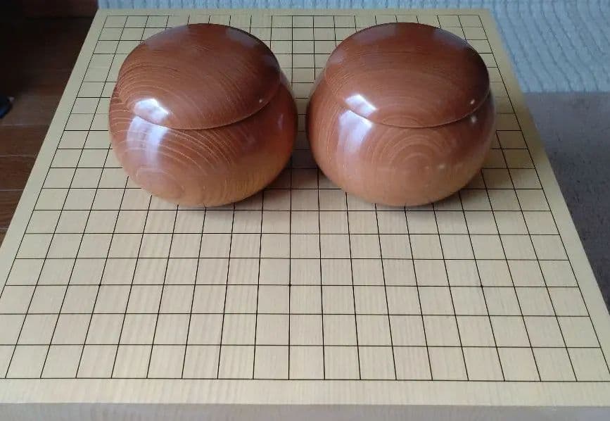 囲碁　脚付き碁盤+木製碁笥+碁石　送料込み