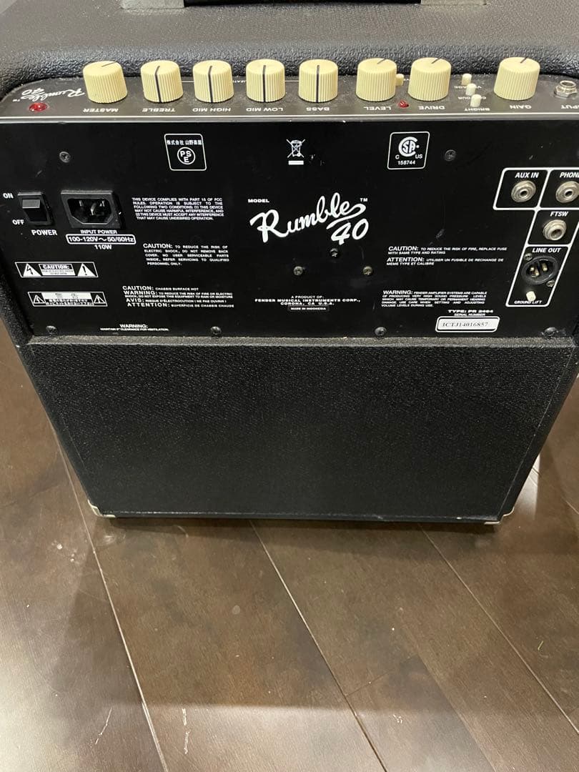 Fender RUMBLE 40 V3 ベースアンプ