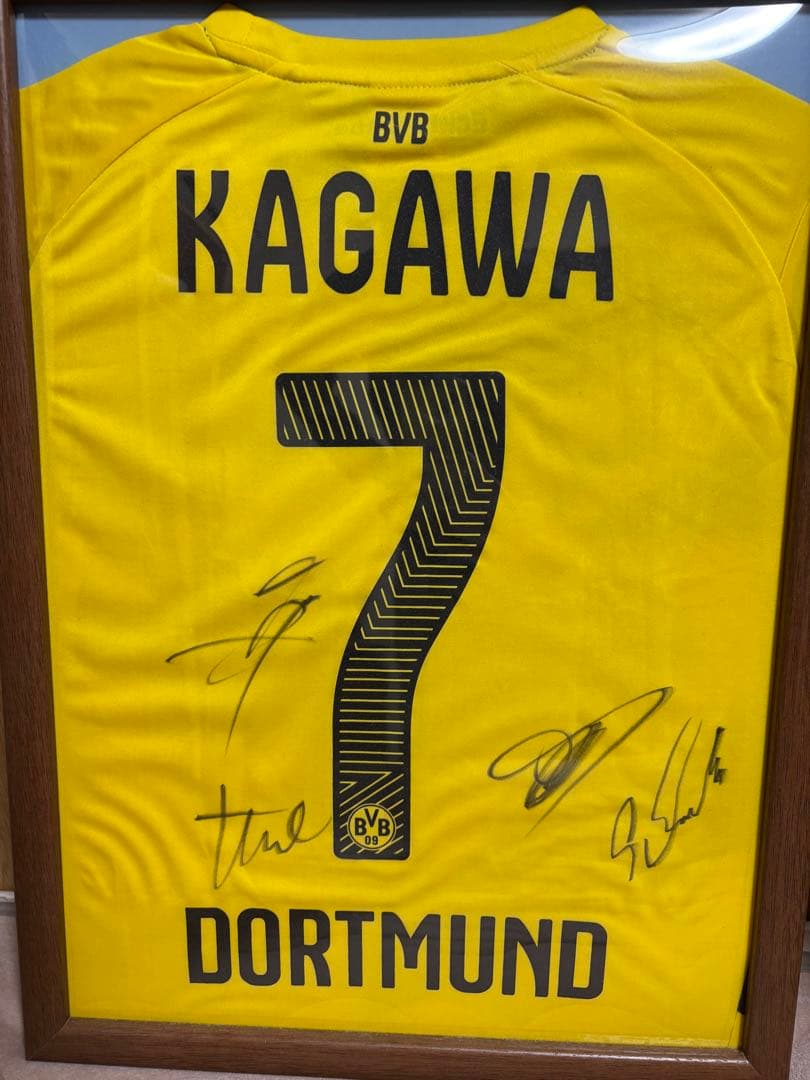 香川真司 サイン入りユニフォーム　２枚セット